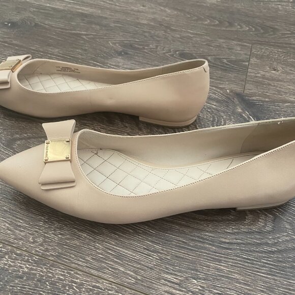 Cole Haan Tali Skimmer Bow Flat 10B Color Beige Pointed Toe - Picture 2 of 6